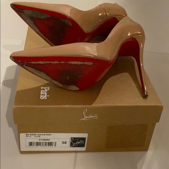 100% authentic. Louboutin So Kate 38 - Picture 2 of 3